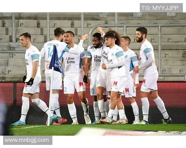 法甲保级大战来袭巴黎FC主场迎战欧塞尔争夺关键三分 法甲保级大战来袭巴黎FC主场迎战欧塞尔争夺关键三分